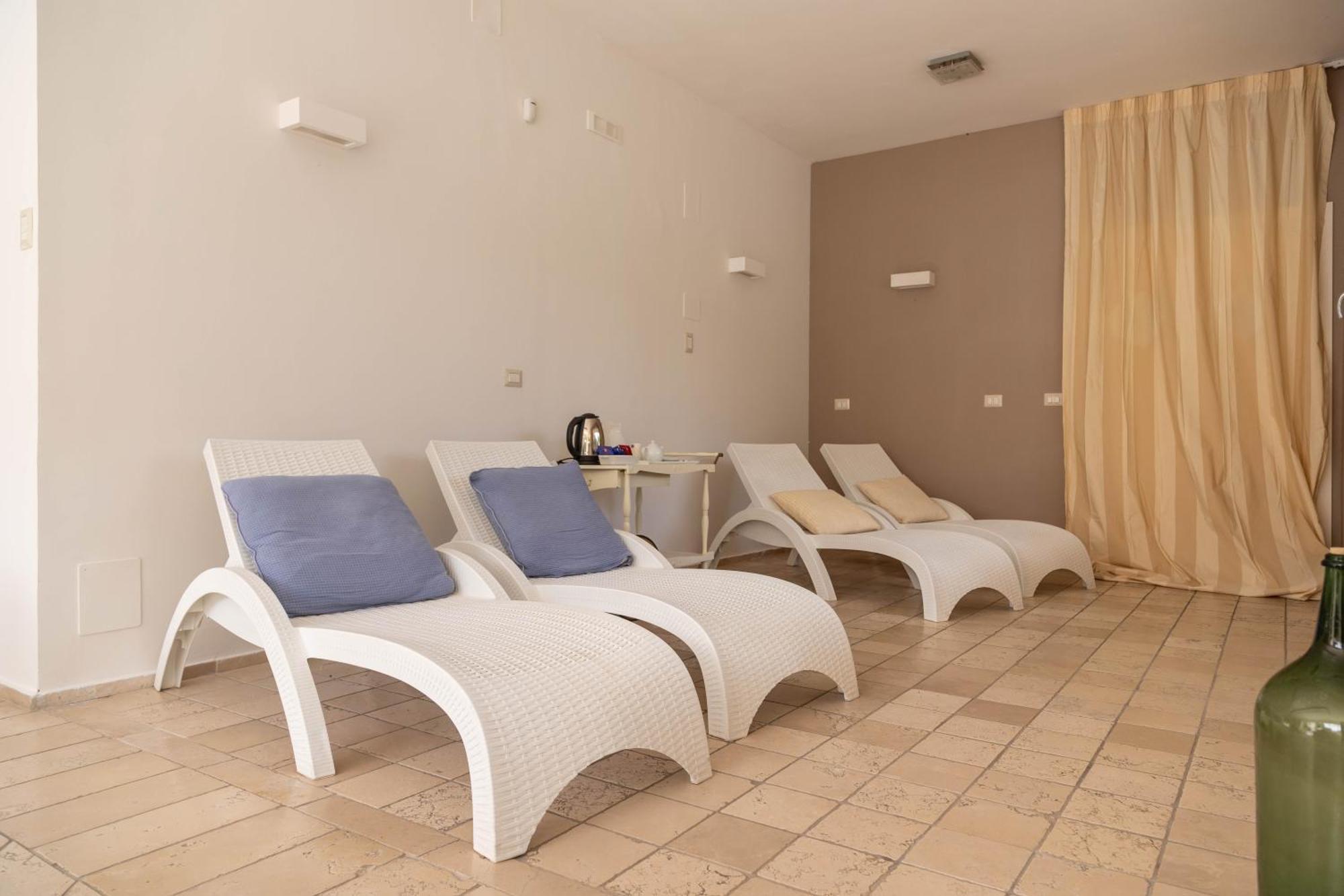 Ah Premium Baia Dei Faraglioni Hotel Mattinata Exterior photo