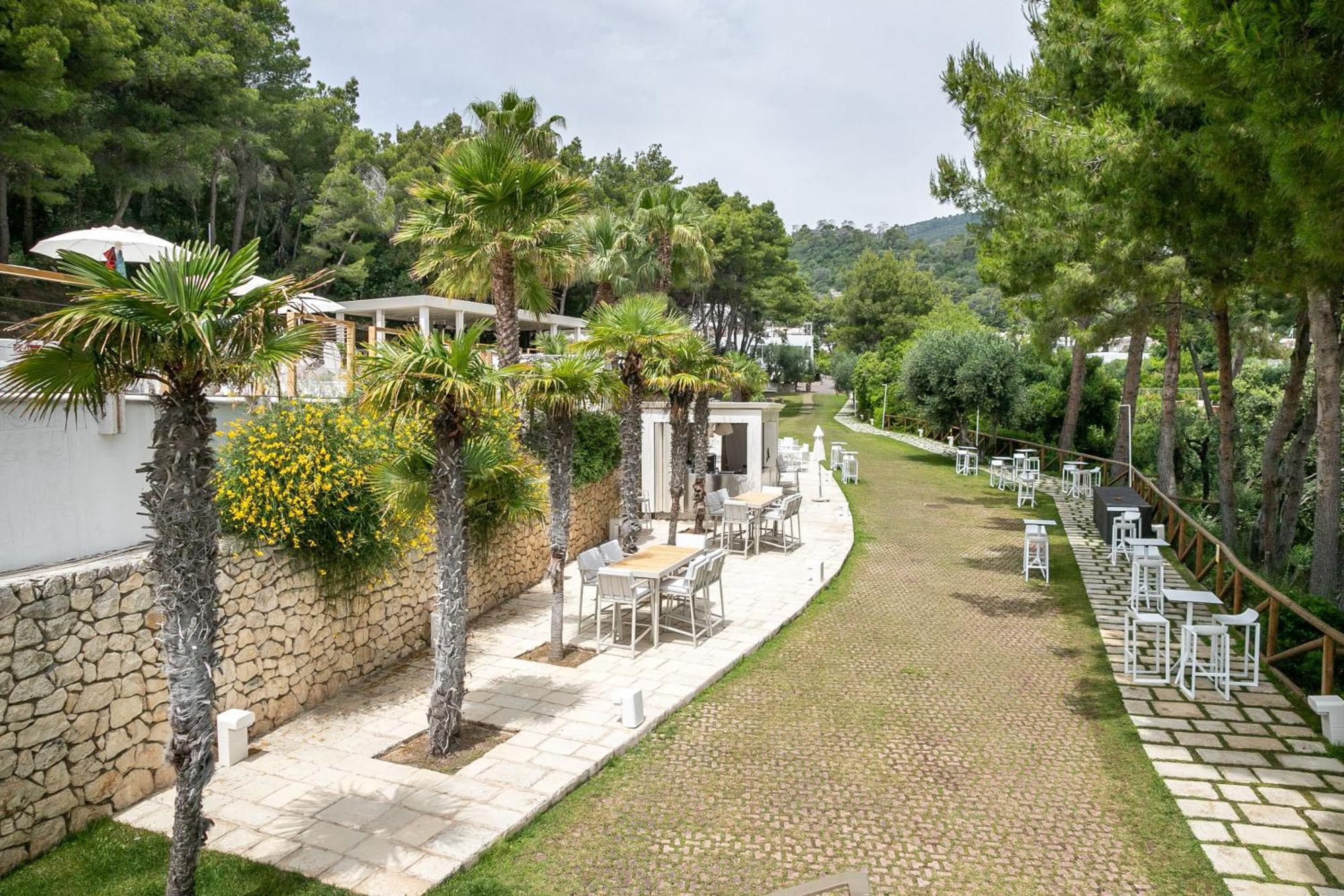 Ah Premium Baia Dei Faraglioni Hotel Mattinata Exterior photo