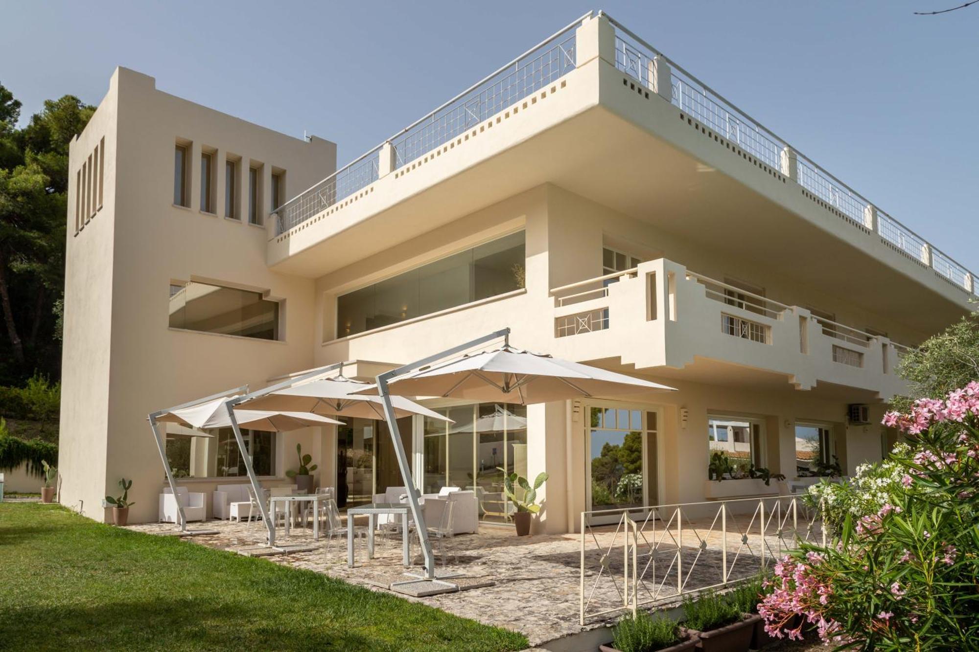 Ah Premium Baia Dei Faraglioni Hotel Mattinata Exterior photo