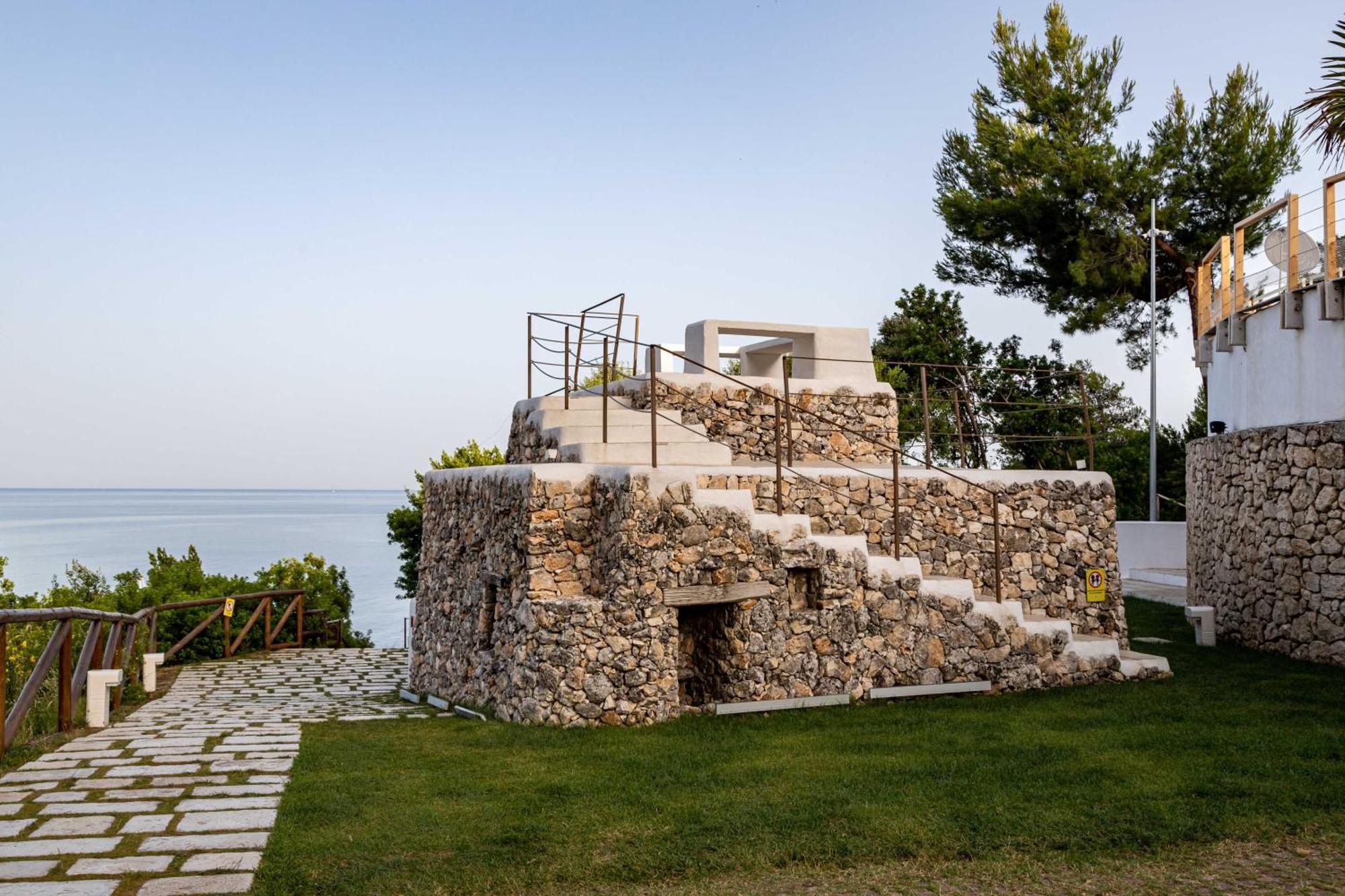 Ah Premium Baia Dei Faraglioni Hotel Mattinata Exterior photo
