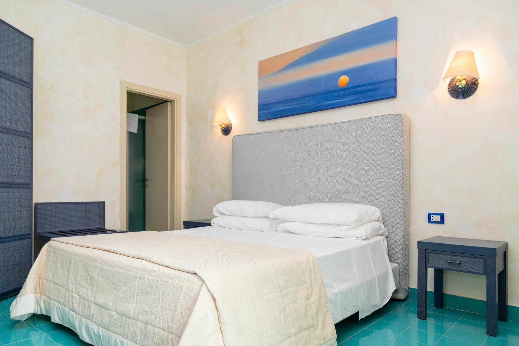 Ah Premium Baia Dei Faraglioni Hotel Mattinata Exterior photo